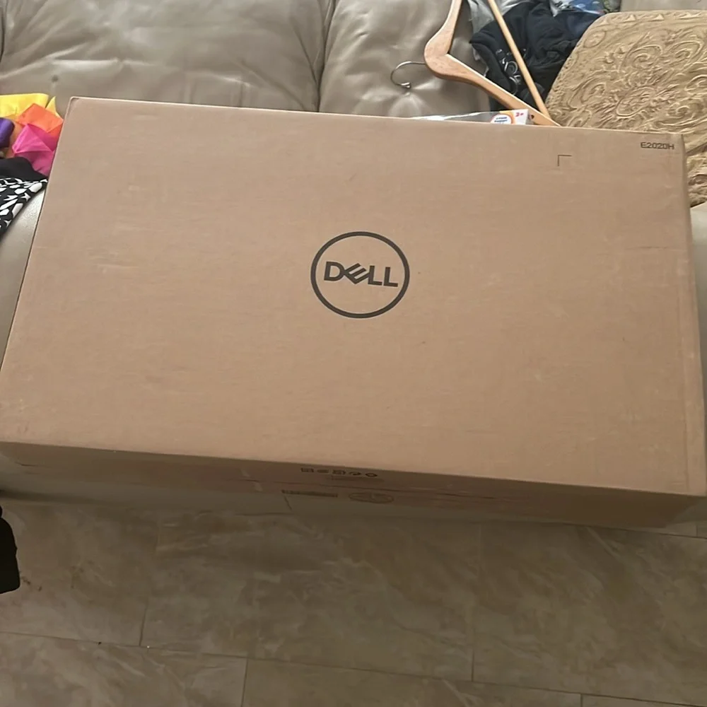 NWT DELL E2020H MONITOR